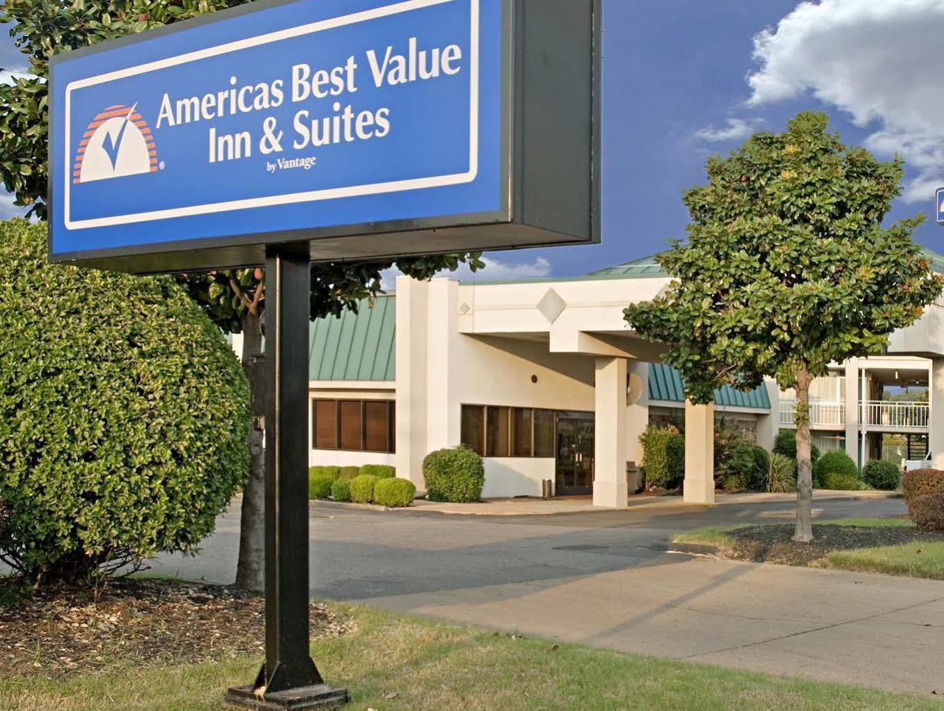 America'S Best Value Inn & Suites - Memphis/Graceland Екстер'єр фото